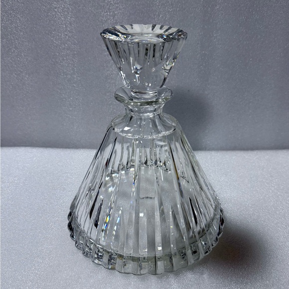 Vintage Mikasa Arctic Lights Ships Decanter Stopper Crystal Triangle Glass Heavy - Picture 2 of 7